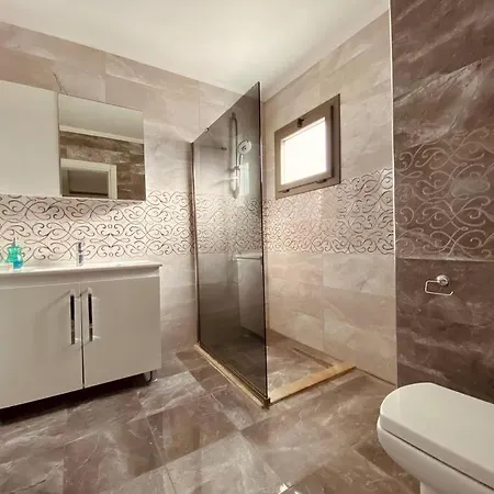 Luxury Albatros Private Pool Ξενοδοχείο Κουσάντασι