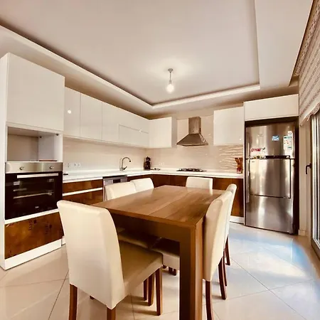 Luxury Albatros Private Pool Ξενοδοχείο *